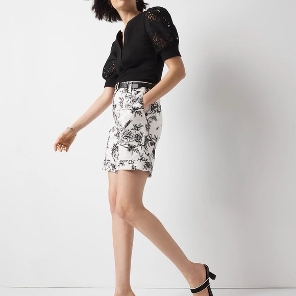 NWOT WHBM Eyelet Puff Sleeve Henley Top - Picture 4 of 6